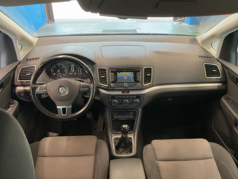 Volkswagen Sharan 2.0 TDI Comfortline BlueMotion Tech 2014 – снимка 18