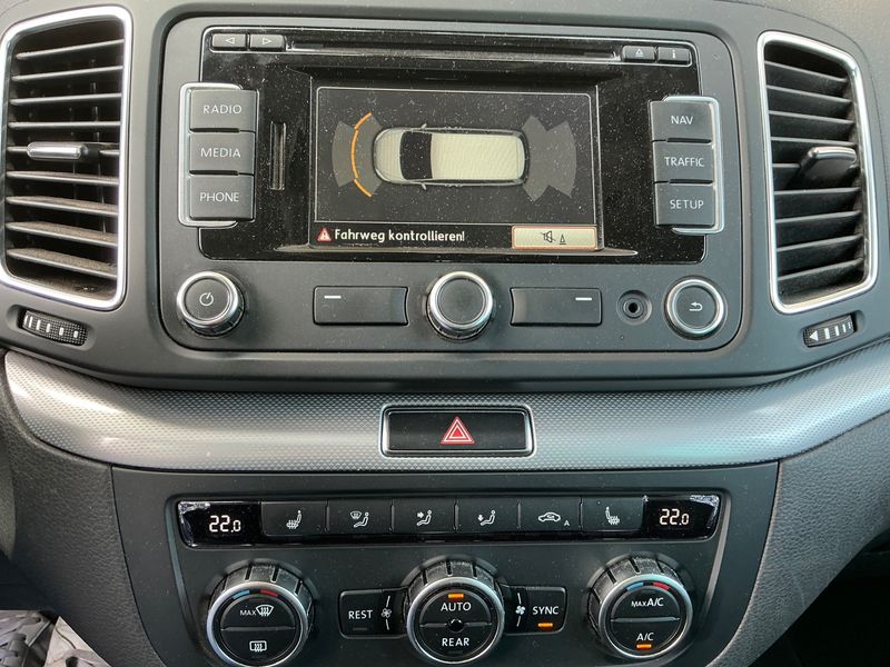 Volkswagen Sharan 2.0 TDI Comfortline BlueMotion Tech 2014 – снимка 36