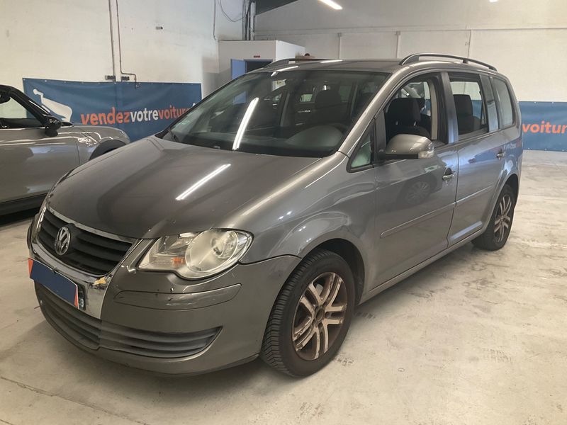 Volkswagen Touran 1.9 TDI Trendline 2008 – снимка 1