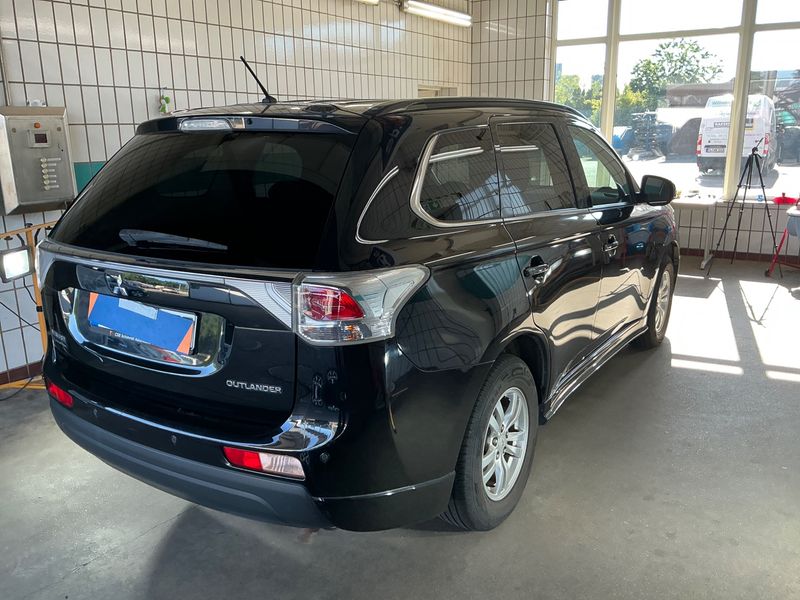 Mitsubishi Outlander 2.2 DI-D Invite ClearTec 2WD 2013 – снимка 2
