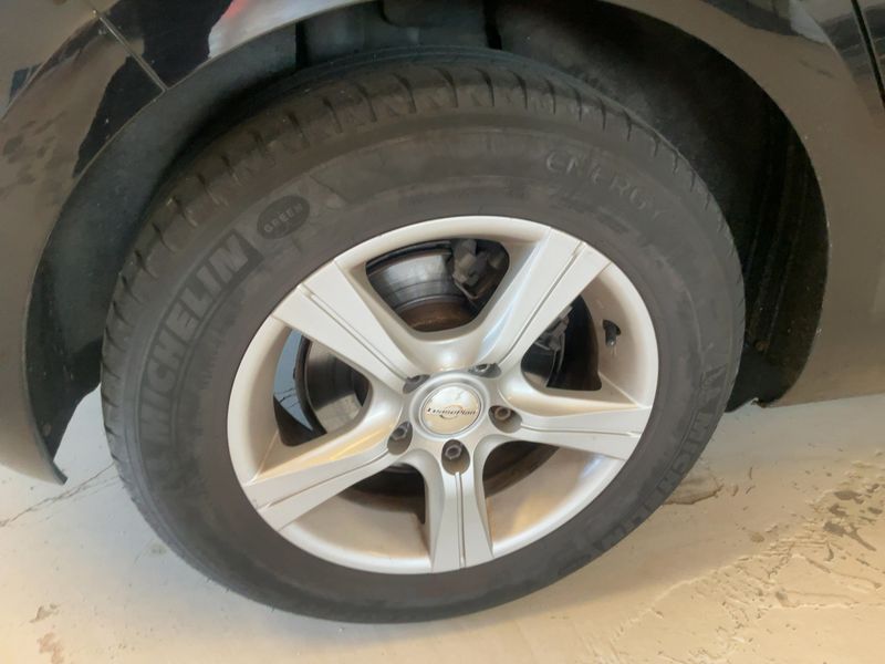 Volkswagen Golf VII 1.6 TDI Comfortline BlueMotion Tech 2013 – снимка 17