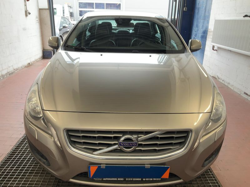 Volvo S60 1.6 T4 Momentum 2011 – снимка 14