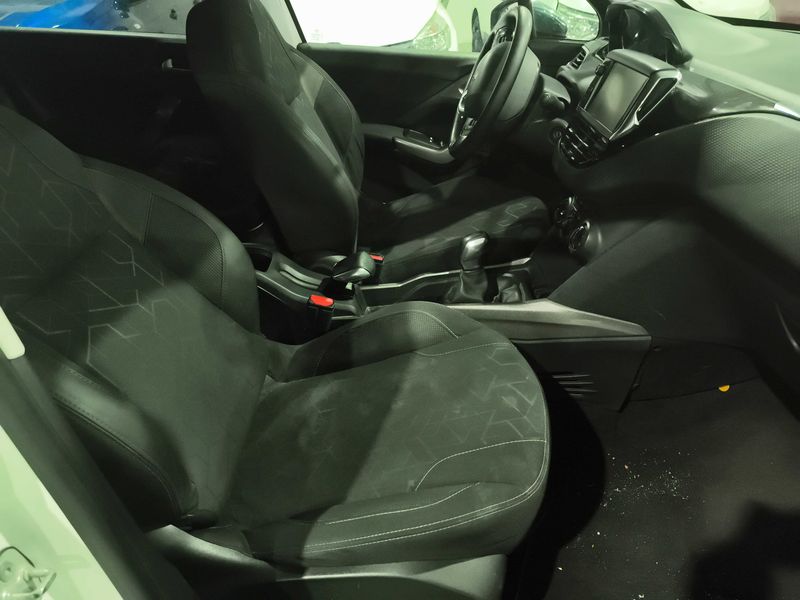 Peugeot 2008 1.6 Blue-HDi Style 2016 – снимка 10