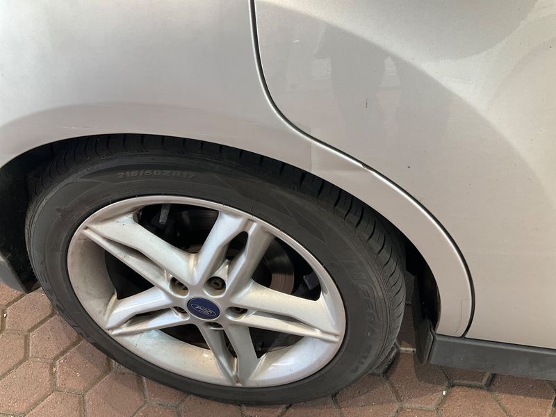 Ford C-Max 1.0 EcoBoost Titanium 2016 – снимка 23
