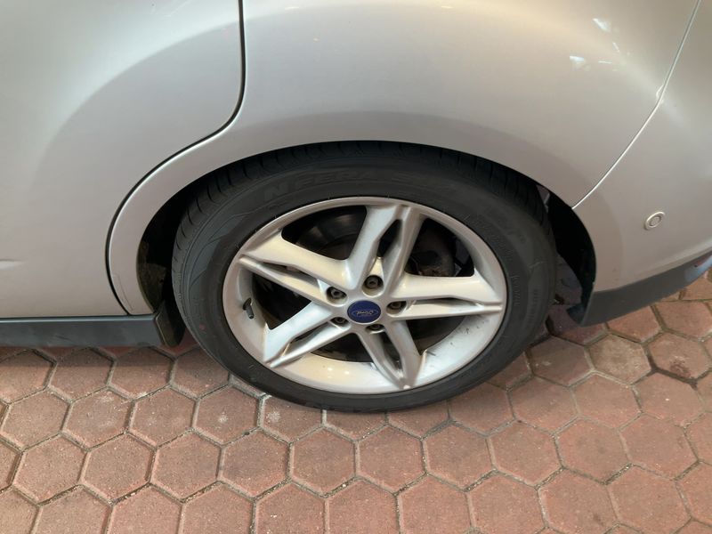 Ford C-Max 1.0 EcoBoost Titanium 2016 – снимка 5