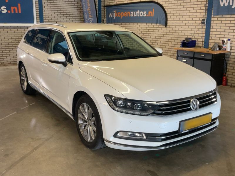 Volkswagen Passat 2.0 TDI Highline BlueMotion Tech 2017 – снимка 8