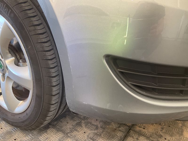 Skoda Fabia 1.2 TSI Family 2011 – снимка 44
