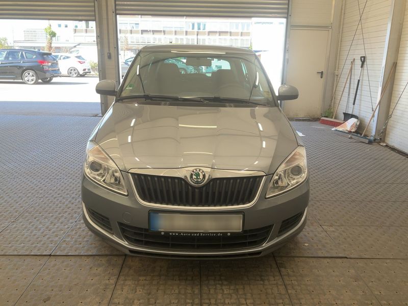 Skoda Fabia 1.2 TSI Family 2011 – снимка 14