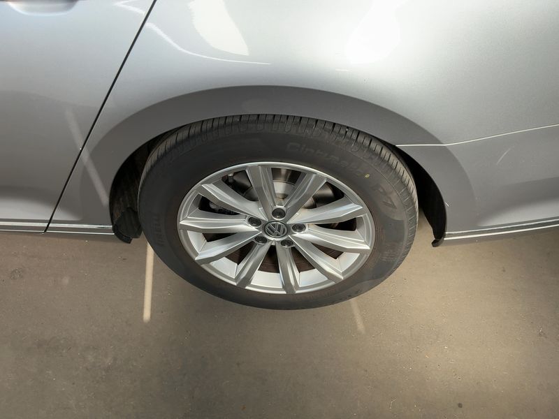 Volkswagen Passat 2.0 TDI Highline BlueMotion Tech 2018 – снимка 5