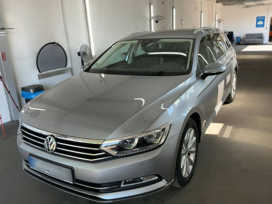 Volkswagen Passat 2.0 TDI Highline BlueMotion Tech 2018 – снимка 1
