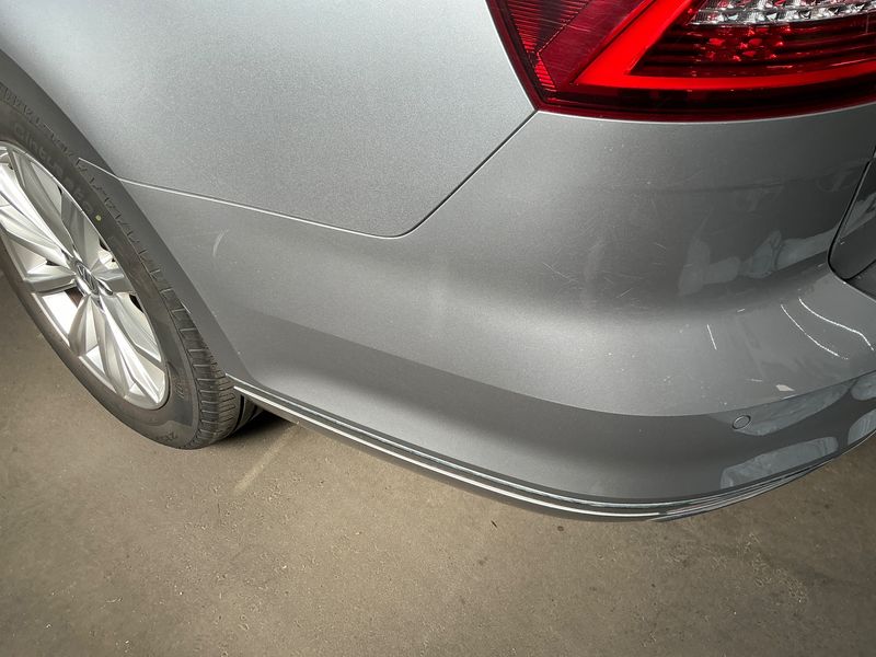 Volkswagen Passat 2.0 TDI Highline BlueMotion Tech 2018 – снимка 25
