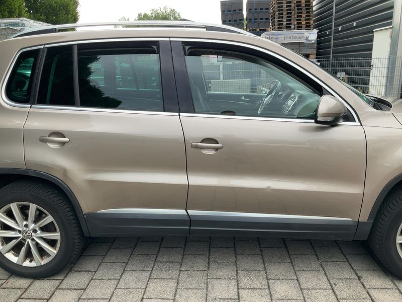 Volkswagen Tiguan 1.4 TSI Sport & Style BlueMotion Tech 2012 – снимка 10