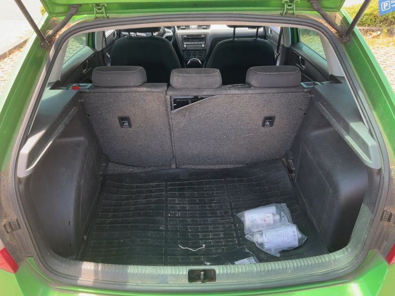 Skoda Rapid Spaceback 1.6 TDI GreenLine 2014 – снимка 15