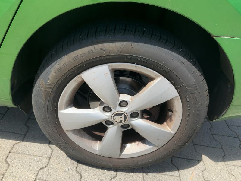 Skoda Rapid Spaceback 1.6 TDI GreenLine 2014 – снимка 5