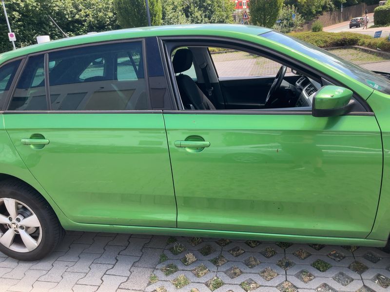 Skoda Rapid Spaceback 1.6 TDI GreenLine 2014 – снимка 10