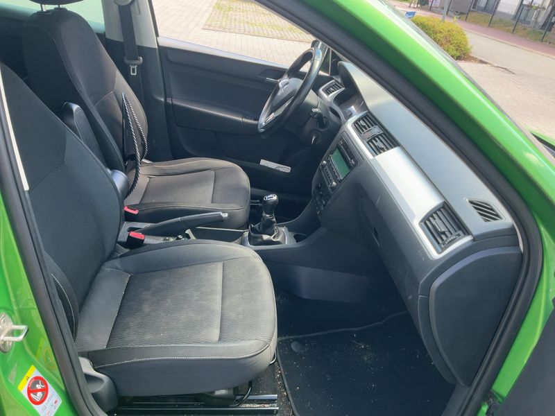 Skoda Rapid Spaceback 1.6 TDI GreenLine 2014 – снимка 16