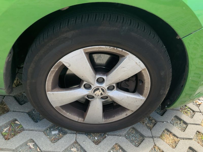 Skoda Rapid Spaceback 1.6 TDI GreenLine 2014 – снимка 11