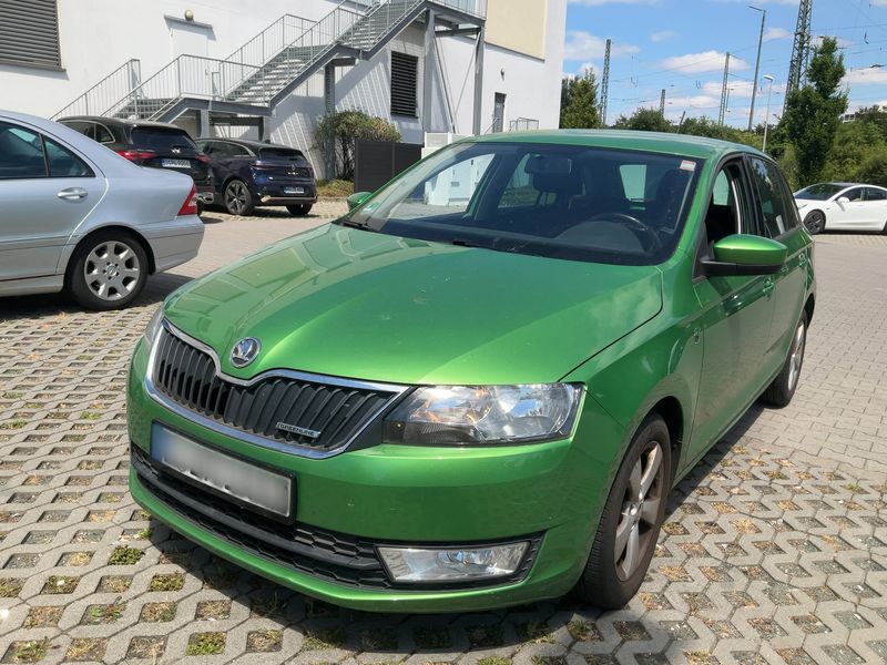 Skoda Rapid Spaceback 1.6 TDI GreenLine 2014 – снимка 1