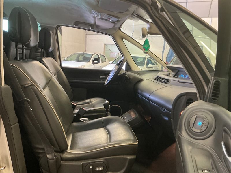 Renault Grand Espace 2.0 dCi Espace Initiale 2010 – снимка 3