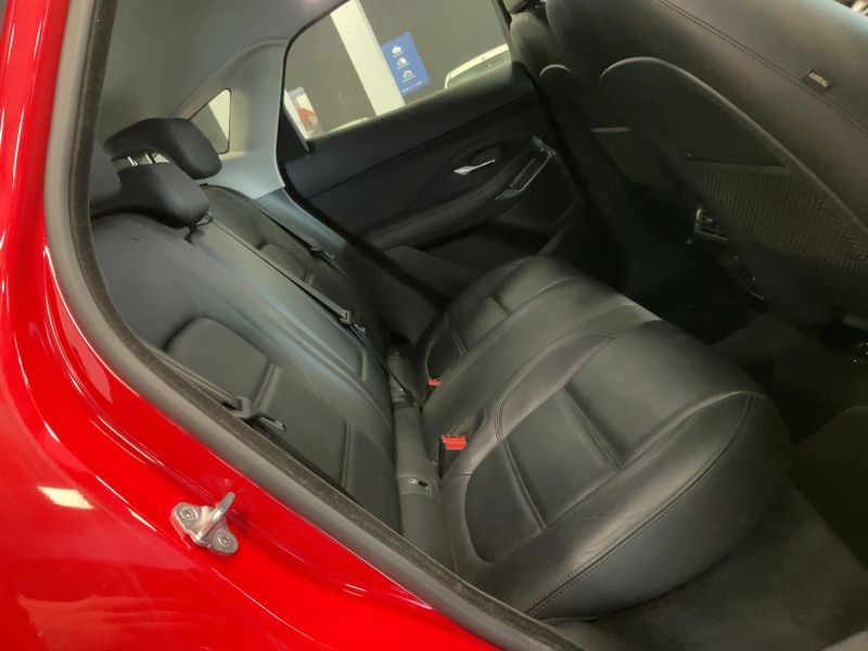 Jaguar E-Pace D180 S AWD 2019 – снимка 19