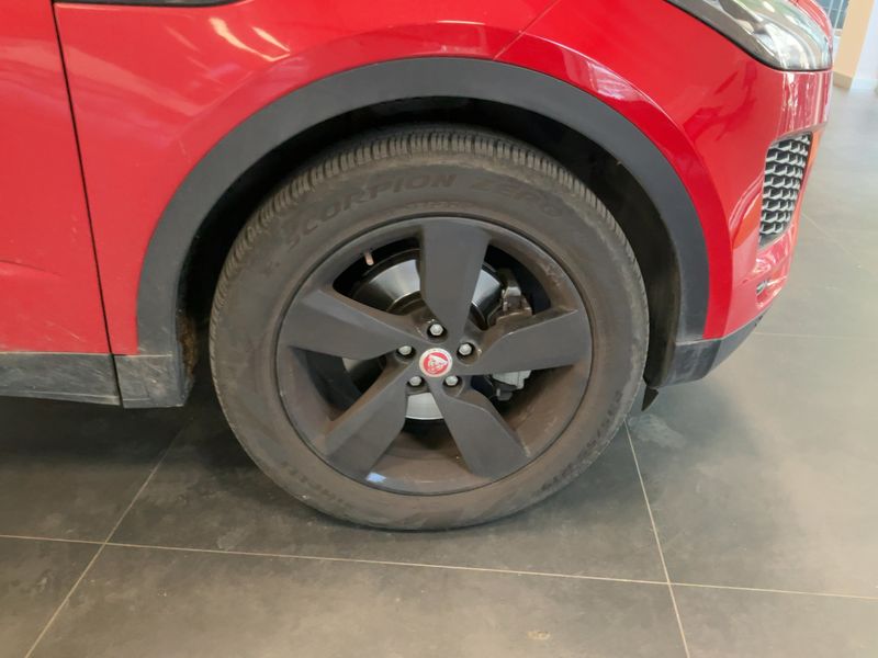 Jaguar E-Pace D180 S AWD 2019 – снимка 11