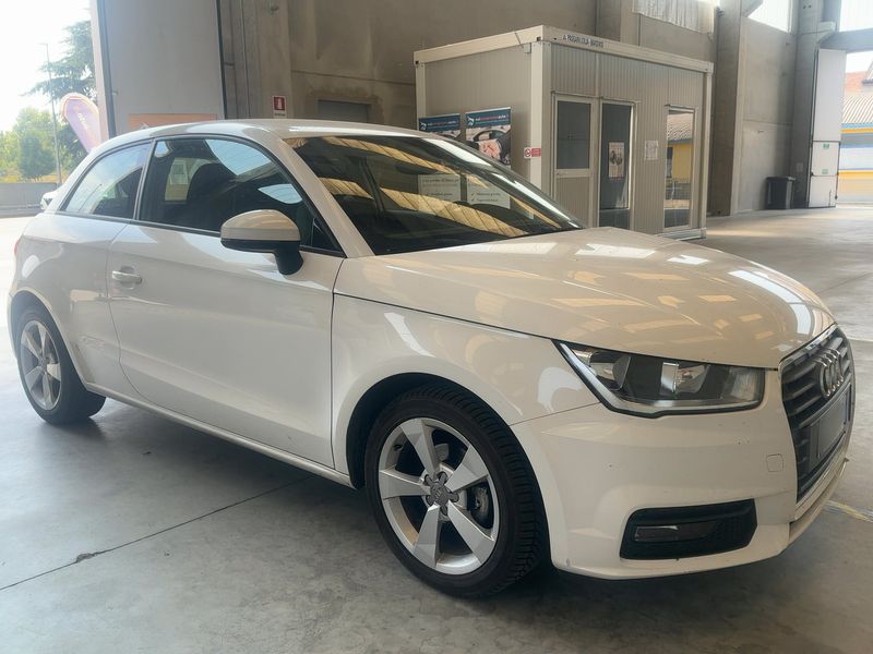 Audi A1 1.0 TFSI Sport 2015 – снимка 12