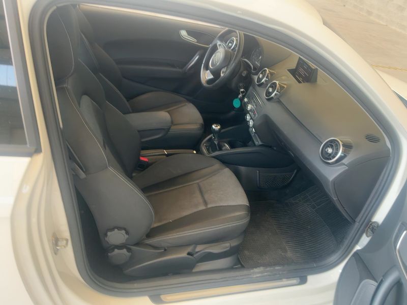 Audi A1 1.0 TFSI Sport 2015 – снимка 16