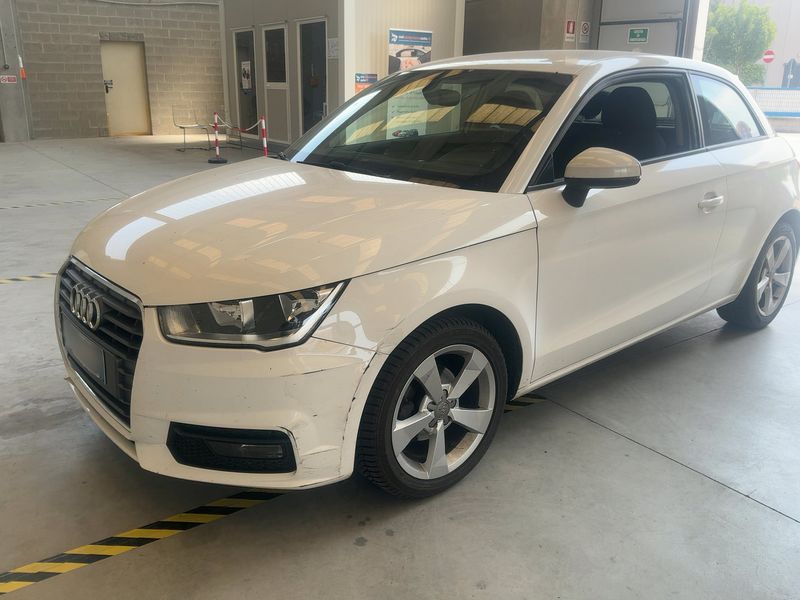 Audi A1 1.0 TFSI Sport 2015 – снимка 1