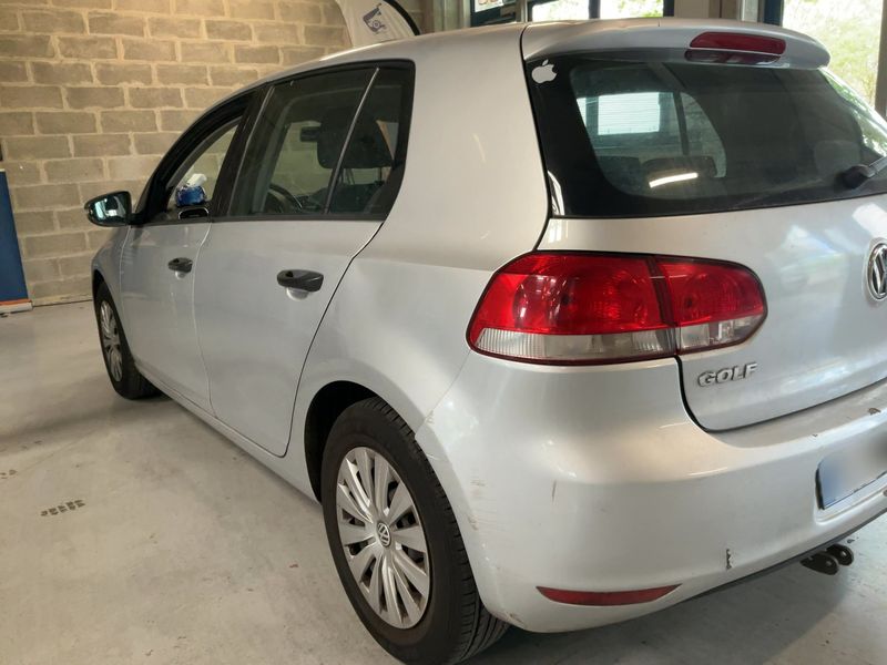 Volkswagen Golf VI 1.6 TDI Trendline 2012 – снимка 3