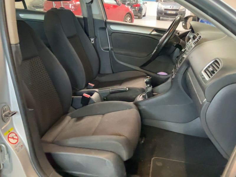 Volkswagen Golf VI 1.6 TDI Trendline 2012 – снимка 11