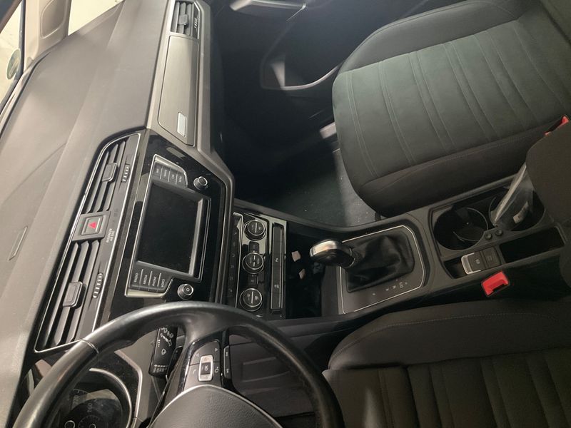 Volkswagen Touran 1.6 TDI Comfortline BlueMotion Tech 2016 – снимка 45
