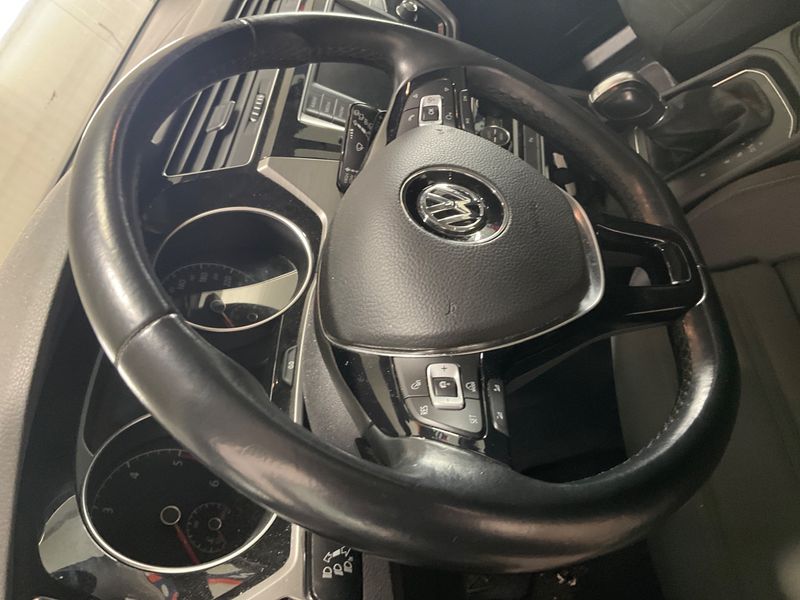 Volkswagen Touran 1.6 TDI Comfortline BlueMotion Tech 2016 – снимка 46