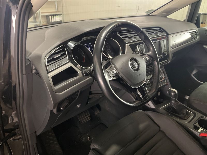 Volkswagen Touran 1.6 TDI Comfortline BlueMotion Tech 2016 – снимка 44