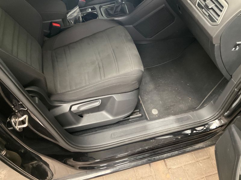 Volkswagen Touran 1.6 TDI Comfortline BlueMotion Tech 2016 – снимка 51