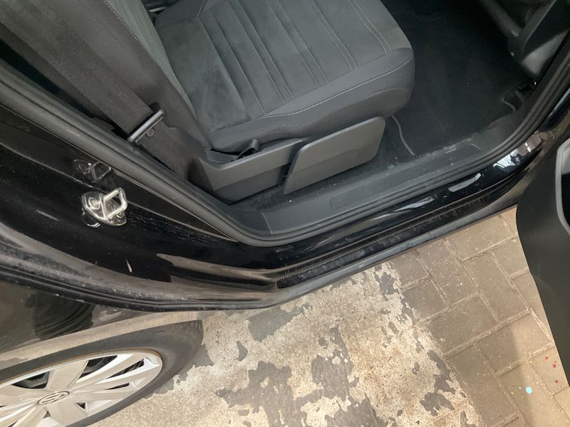 Volkswagen Touran 1.6 TDI Comfortline BlueMotion Tech 2016 – снимка 34