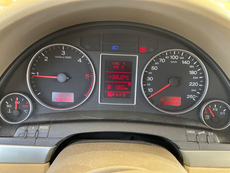 Audi A4 2.0 TDI 2005 – снимка 4