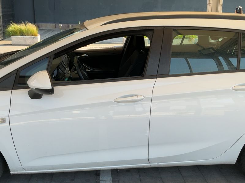 Opel Astra 1.6 CDTI Selective Pro Start/Stop 2019 – снимка на щета