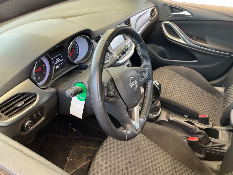 Opel Astra 1.6 CDTI Selective Pro Start/Stop 2019 – снимка на щета
