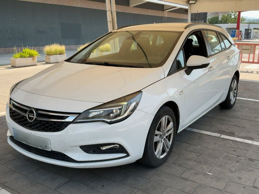 Opel Astra 1.6 CDTI Selective Pro Start/Stop 2019 – снимка 1