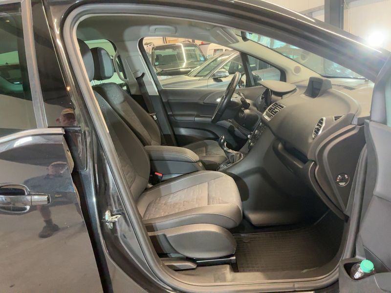 Opel Meriva 1.6 CDTI DPF Innovation 2015 – снимка 16