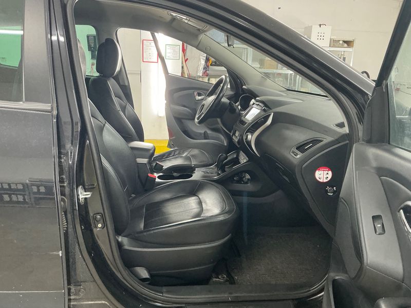 Hyundai ix35 2.0 CRDi Style AWD 2010 – снимка 17