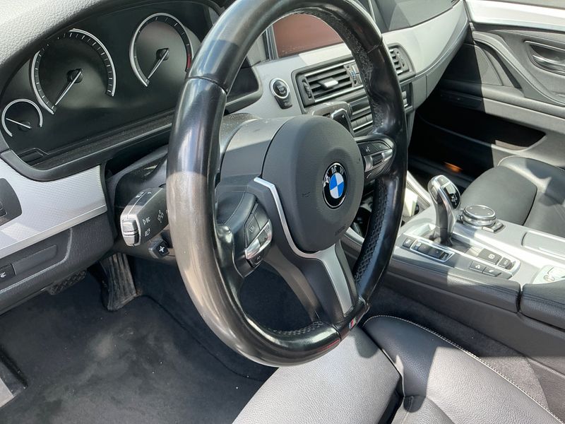 BMW 5er 530d xDrive 2016 – снимка 31