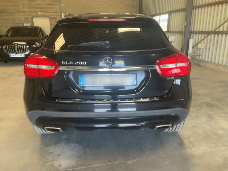 Mercedes-Benz GLA-Klasse GLA 200 Sensation 2016 – снимка 7