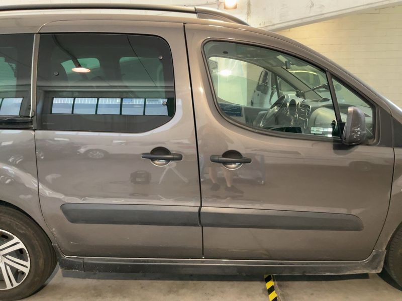 Citroen Berlingo 1.6 Blue-HDi XTR 2017 – снимка на щета 10
