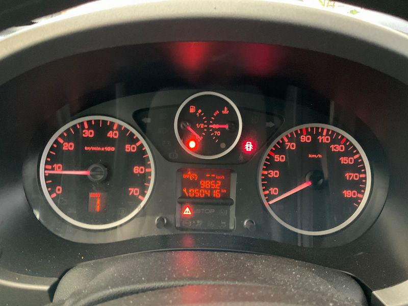 Citroen Berlingo 1.6 Blue-HDi XTR 2017 – снимка 18