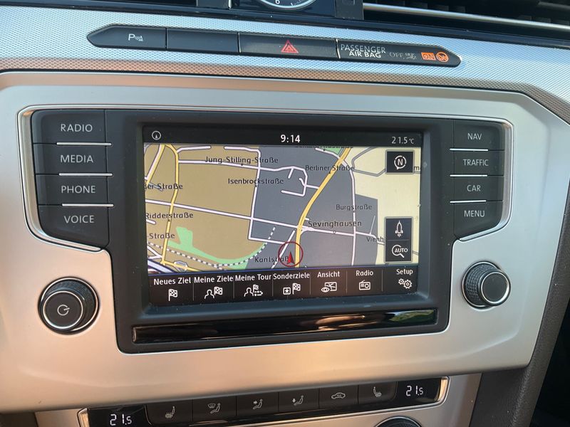 Volkswagen Passat 1.6 TDI Comfortline BlueMotion Tech 2016 – снимка 33