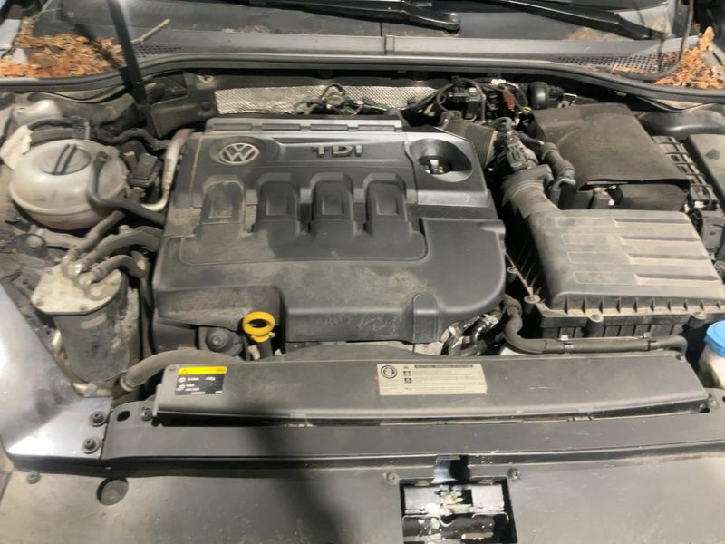 Volkswagen Passat 1.6 TDI Comfortline BlueMotion Tech 2016 – снимка 32