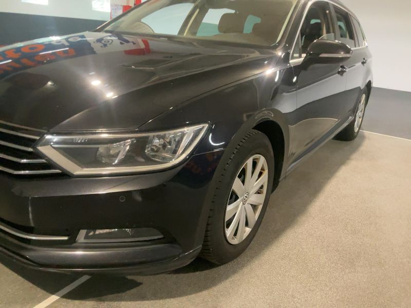 Volkswagen Passat 1.6 TDI Comfortline BlueMotion Tech 2016 – снимка 2