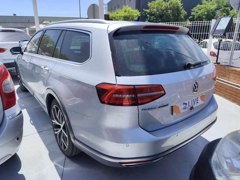 Volkswagen Passat Alltrack 2.0 TSI 4Motion BlueMotion Tech 2017 – снимка 3