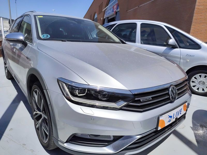 Volkswagen Passat Alltrack 2.0 TSI 4Motion BlueMotion Tech 2017 – снимка 6